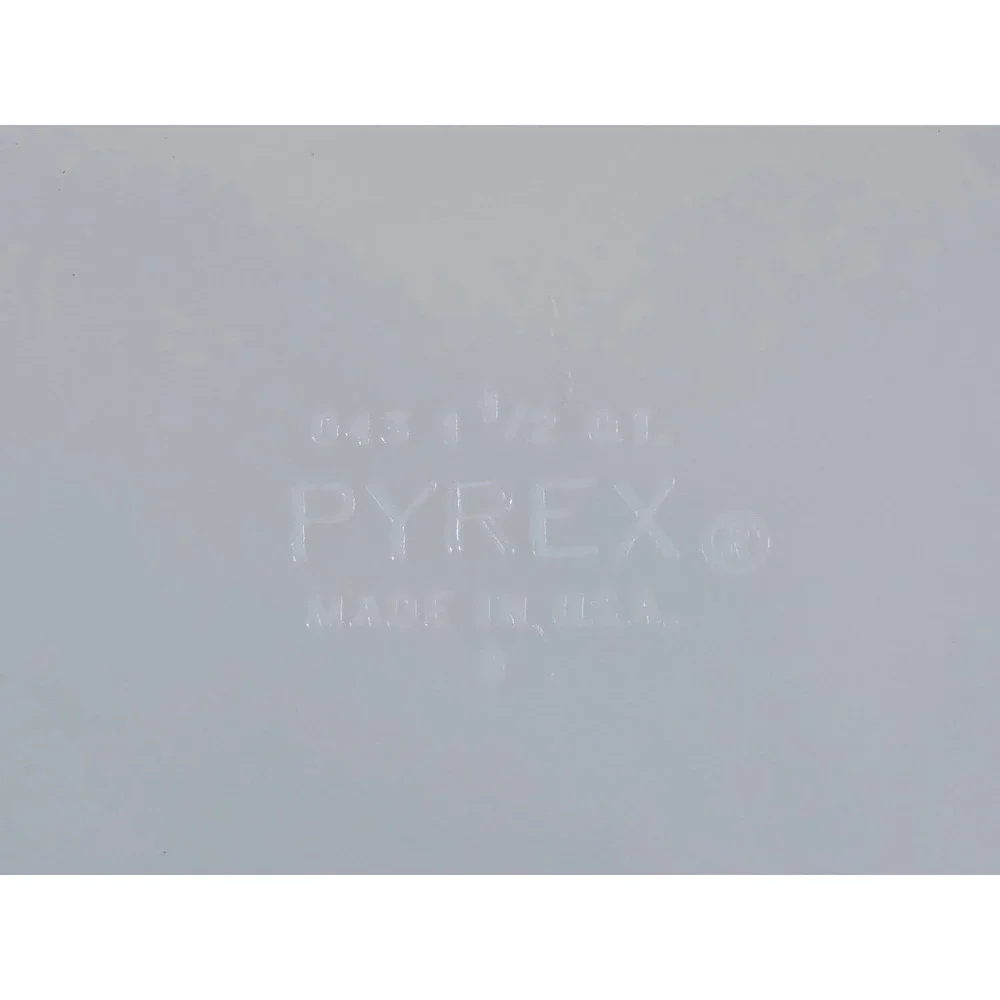 Pyrex vintage oval